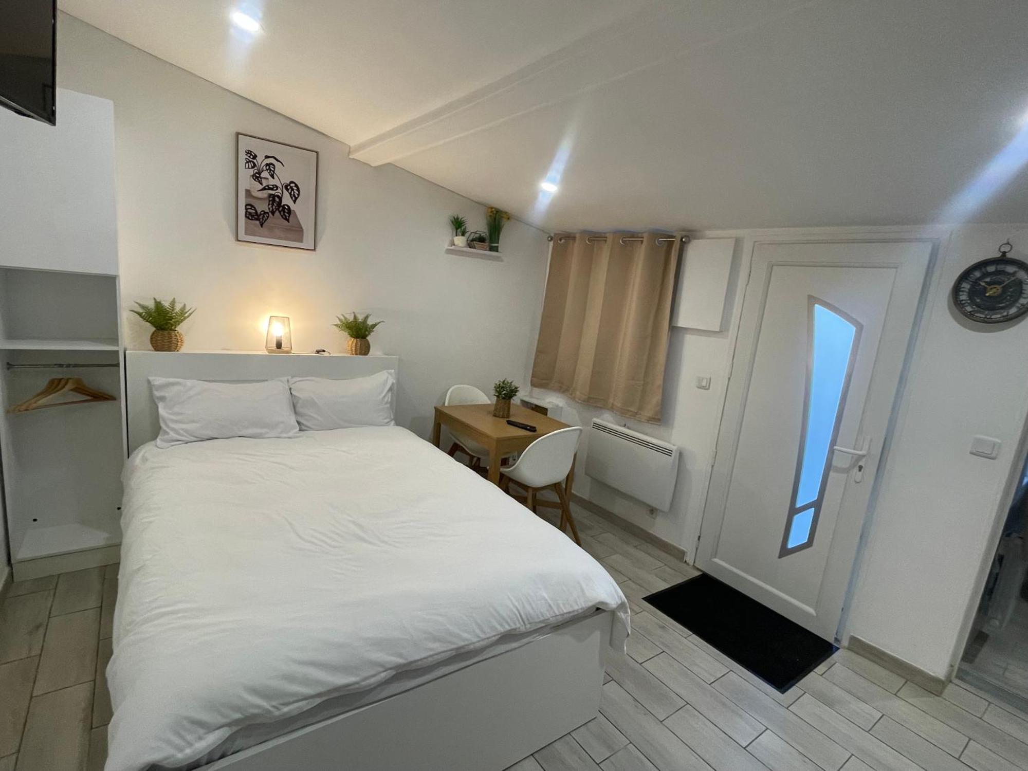 Residence Chene- 15 Mn De Paris Et 05 Mn D'Orly Aeroport Viry-Chatillon Exterior photo